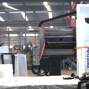 ��ͬ���������y����ǰ��ɽ�|���x���ؙC(j��)е���޹�˾