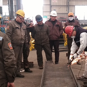 ɽ�|���x���ؙC(j��)е���޹�˾���������a(ch��n)Ʒ�|(zh��)������Ƹ�������F(xi��n)��(ch��ng)ָ��(d��o)