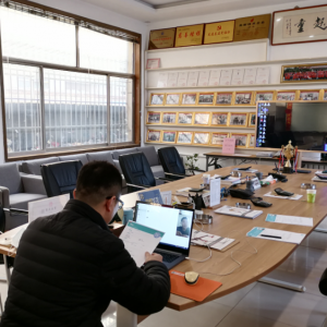 ���Զ�Ŀ��(bi��o)��ȡ���е�������ɽ�|���x���ؙC(j��)е���޹�˾�_��ҕ�l��ԇ����